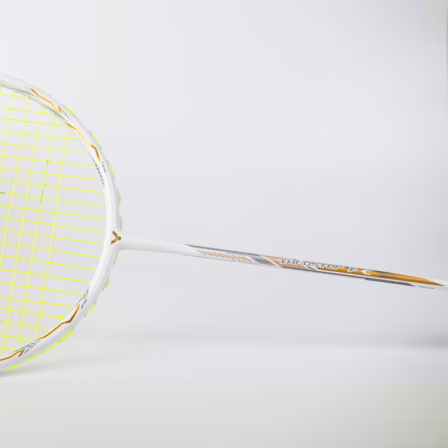 Victor-TK-F-Claw-Badminton-ketcher-1-p